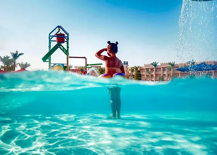Pickalbatros Palace - Aqua Park Resort
